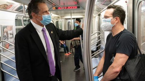 El gobernador de NY Andrew Cuomo