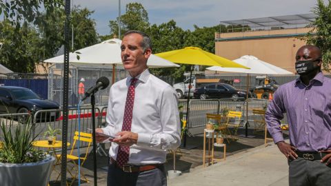 Garcetti anuncia Al Fresco