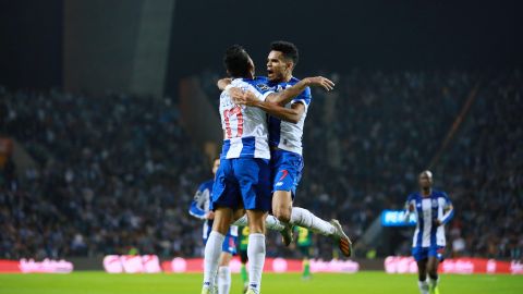 Los Dragones de ‘Tecatito’ tomaron el liderato de la Liga de Portugal.