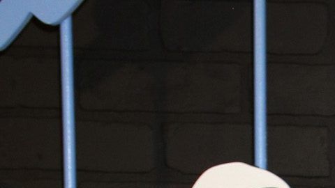 Eugenio Derbez junto a su hijo Vadhir.