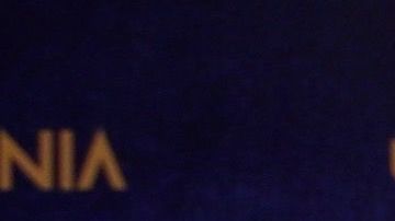 Larry Hernández junto a su esposa Kenia Ontiveros.