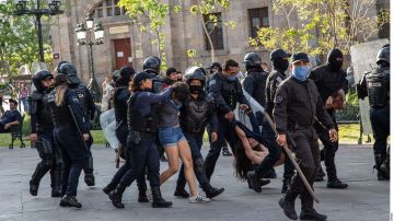 Detenciones durante manifestaciones en la CDMX.