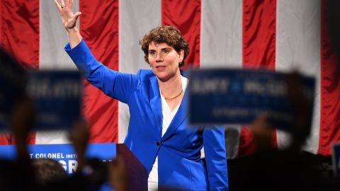 Amy McGrath, candidata al Senado.