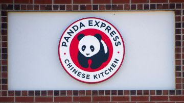 Panda Express delivery entrega Uber Eats DoorDash Andrea Cherng comisiones comida rápida restaurantes clientes