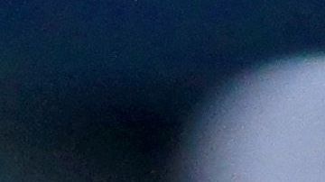 El ampáyer Ángel Hernández (izq.) desconoció la regla de juego en el partido entre Boston y Tampa Bay.