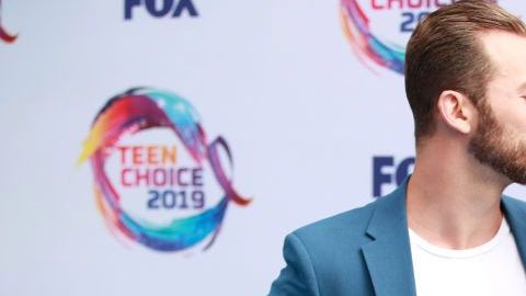 Nikki Bella y su prometido Artem Chigvintsev.