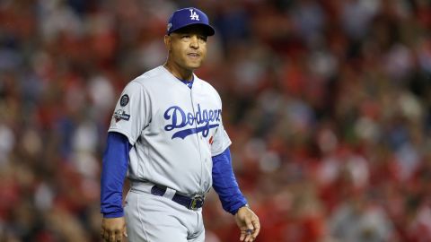 Dave Roberts fue crítico en contra de la clase gobernante en Estados Unidos.