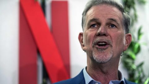 Netflix Reed Hastings Patty Quillin United Negro College Fund George Floyd afroamericanos HBCU maestros educación fondo filántropo