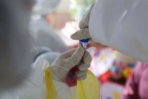 Científico italiano asegura que el coronavirus se debilitó y desaparecerá