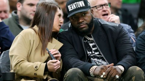 David Ortiz debe abstenerse de molestar, intimidar o amenazar a la madre de su hijo mayor.