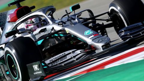 Lewis Hamilton a bordo de su Mercedes-AMG.