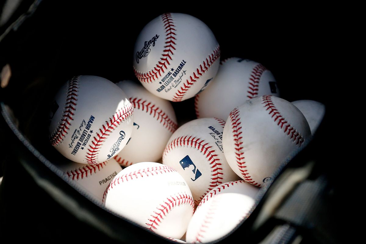 Se prende una nueva luz de esperanza para los aficionados al béisbol.