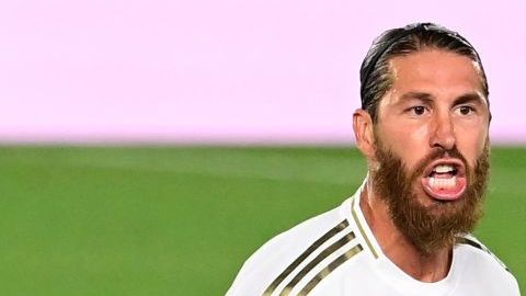 Sergio Ramos festejando su gol con el Real Madrid.