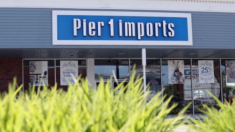 Entrada a una tienda Pier 1.