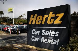 Hertz, pone a la venta miles de automóviles usados a muy buen precio