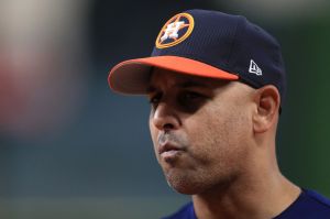 Todos fuimos responsables: Alex Cora se reconoce como tramposo en el robo de señales con los Astros