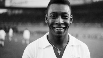 Pelé es considerado como uno de los mejores jugadores en la historia del fútbol.