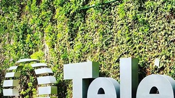 Héctor Sandarti en Televisa