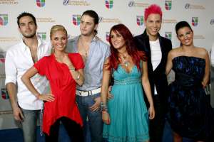 Dulce María no descarta la idea de realizar una gira de reencuentro junto a sus ex compañeros de RBD