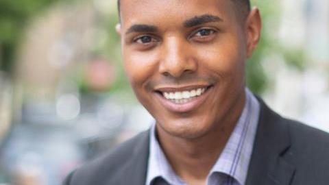 Ritchie Torres sería el primer afrolatino abiertamente gay que ocupe un puesto en la Cámara de Representantes.