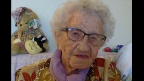 inmigrante más vieja en EE.UU.