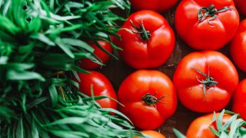 Tomate-vegetales-Rauf Allahverdiyev en Pexels