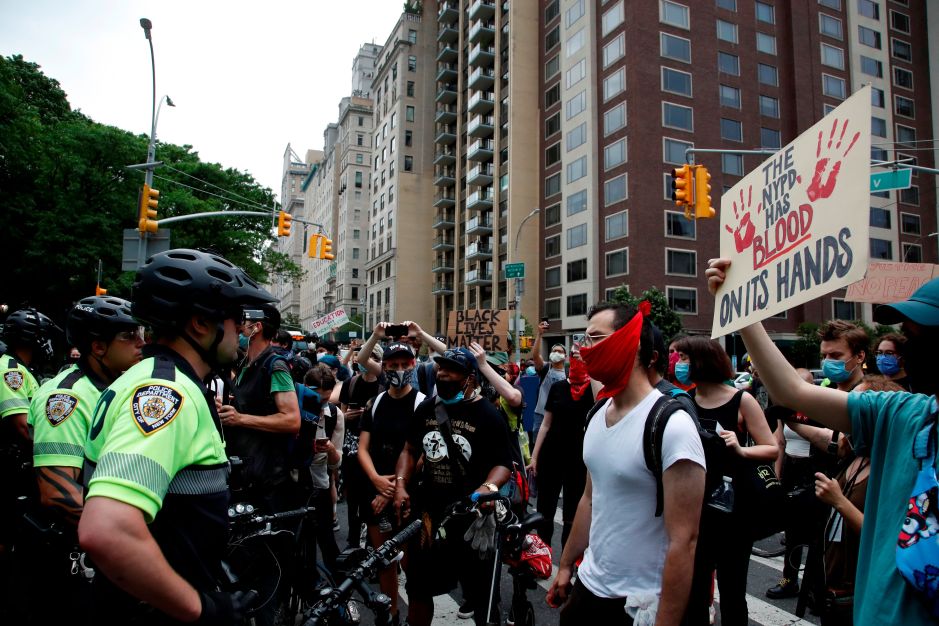 Las protestas continúan en Los Ángeles, NYC y Seattle, pero pierden fuerza en el resto del país