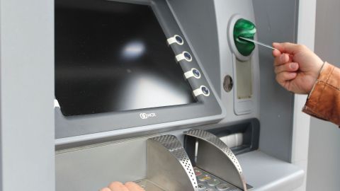 Utiliza el pago federal como el fondo de emergencia que es.