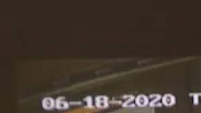 Imagen de la cámara de seguridad que capturó el auto empotrado en el restaurante.