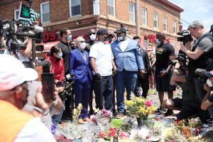 Trump llamó a hermano de George Floyd, pero no le dejó hablar: “No quiero escuchar lo que me dices”