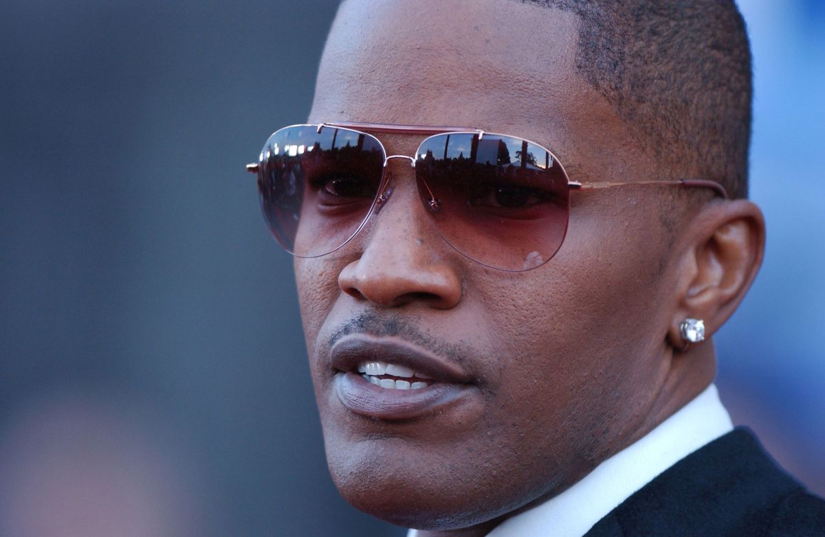 Jamie Foxx is in physical rehabilitation after leaving the hospital