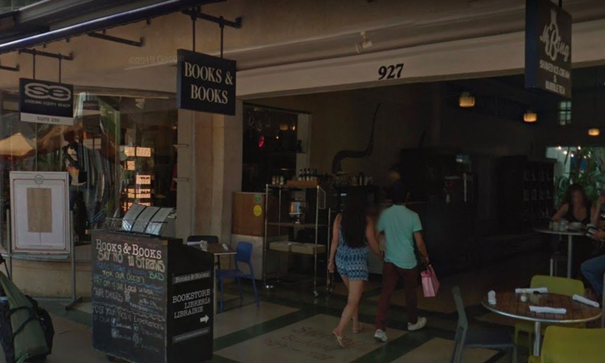 La emblemática librería “Books & Books” de Lincoln Road, en Miami Beach