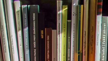 No es fácil de resolver a simple vista.