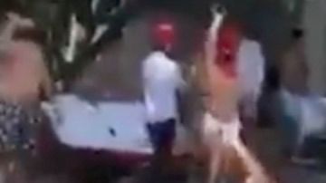 Una fiesta multitudinaria en la piscina del hotel SLS de South Beach en plena pandemia de coronavirus.