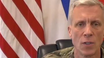 El comandante general Scott Efflandt.