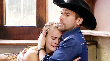Gala Montes con Rafael Amaya en 'El Señor de los Cielos'.