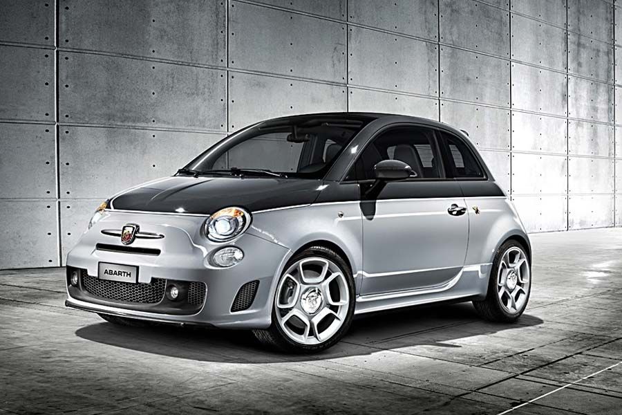 5 autos compactos con mucho estilo condensado en poco espacio El