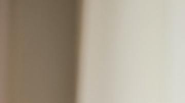 Ahora exige el pago de más de $160,000 dólares en compensación.