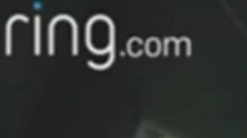 El momento quedó captado por las cámaras de vigilancia.