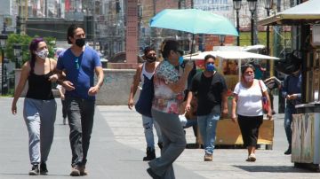 México sigue en semáforo rojo por coronavirus.