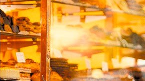 Los restaurantes se están adaptando a la nueva situación para hacerle frente a la crisis de salud.