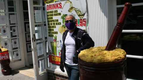 El dominicano Sami Cabrera de "La Casa del Mofongo" optimista con esta nueva fase.