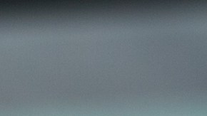 La muñeca podría causar miedo, pero sus gestos son muy simpáticos.