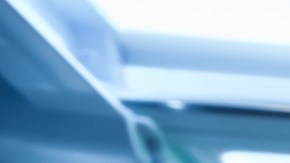 Pareciera que la puerta del refrigerador es el sitio idóneo para estos envases.