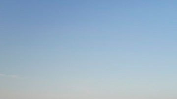 Al ingresar a la app, podrás ver las piscinas que están disponibles en tu área.