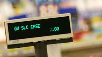 El cajero fue atendido por personal médico de emergencia.