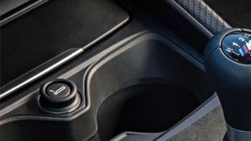 Los autos con transmisión manual facilitan el frenado con motor y de esta manera también ahorrar gasolina