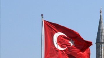 113163323_tv038474523