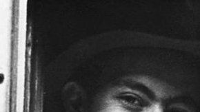 Una familia mexicana cruza la frontera a EE.UU. en 1944 para ocupar trabajos vacantes a raíz de la Segunda Guerra Mundial