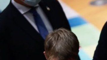 El acuerdo se logró tras largos debates.